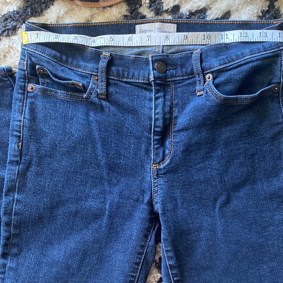 Gap True Skinny Jeans - Picture 3 of 8